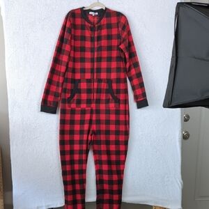 Sleepy Heads Women's Black & Red Adult Onesie‎ Pajamas Size XL